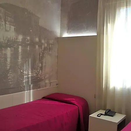 Of Art Venice Lloyd Hotel