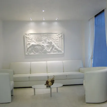 Of Art Venice Lloyd Hotel 3*