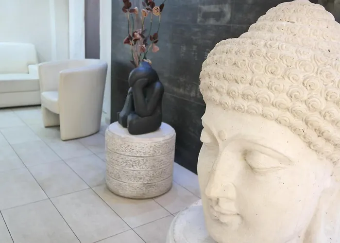 Of Art Venice Lloyd 3*